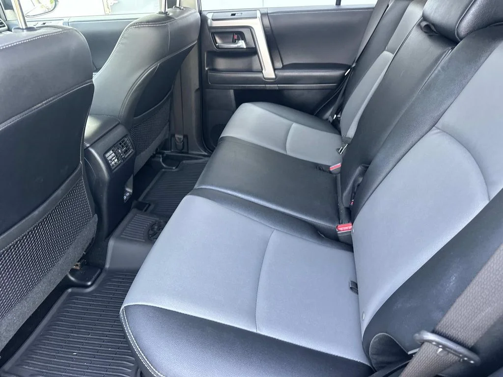 Used 2024  Toyota SR5 Premium image 14