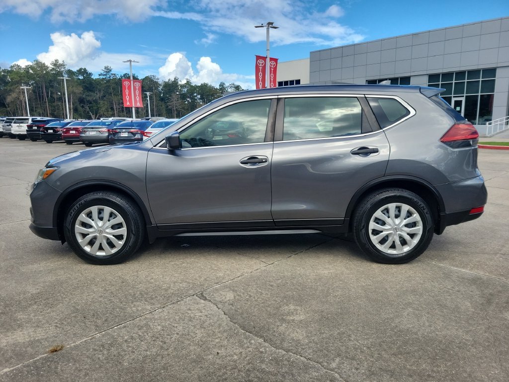 Used 2018 Nissan Rogue S with VIN 5N1AT2MT9JC700283 for sale in Covington, LA