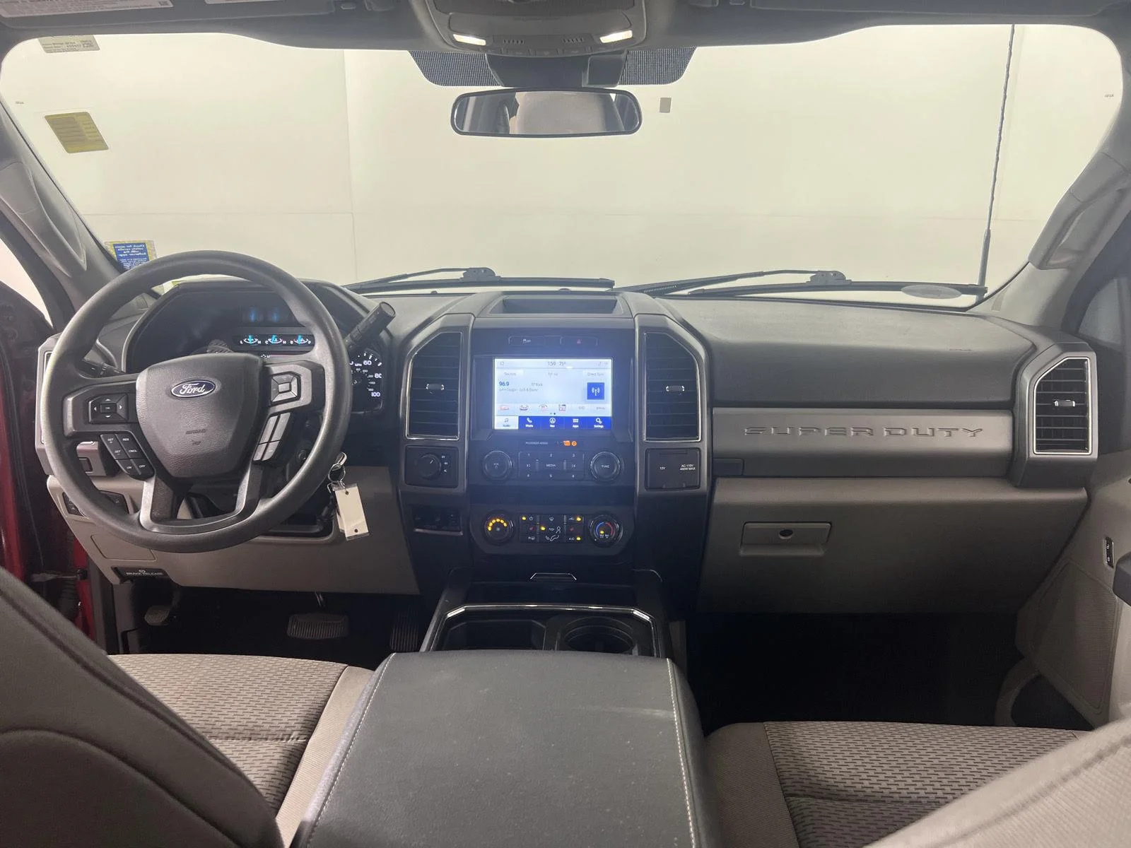 Used 2022 Rapid Red Metallic Tinted Clearcoat Ford XLT image 3