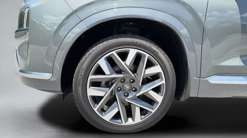 Used 2023 Gray Hyundai Calligraphy image 42