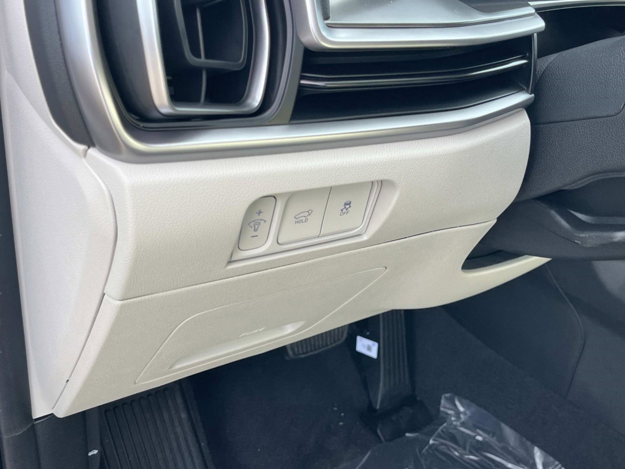 New 2026 Glacial White Pearl Kia EX image 27
