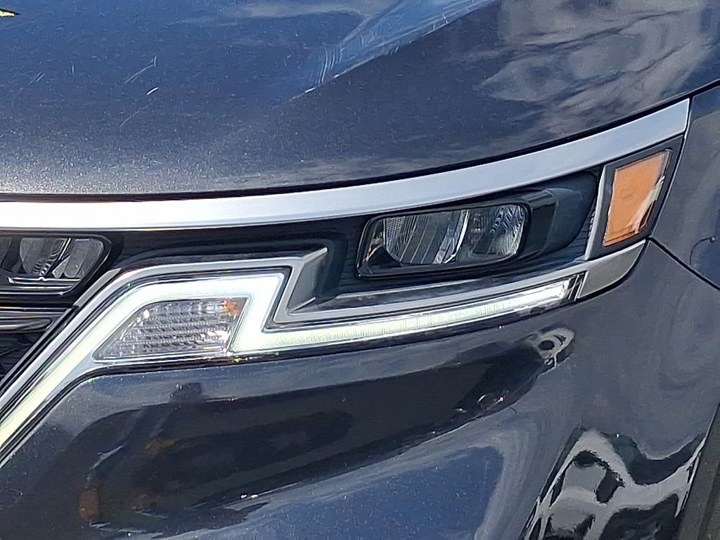 Certified Used 2023 Gray Kia EX image 9