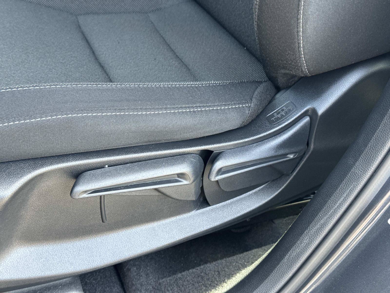 2024 Honda CR-V LX - Photo 23