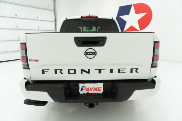 2026 Nissan Frontier SV - Photo 8