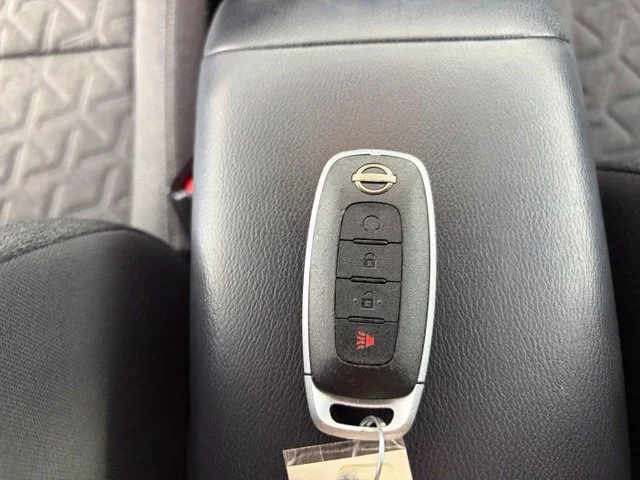 Used 2025 Brown Nissan SV image 26