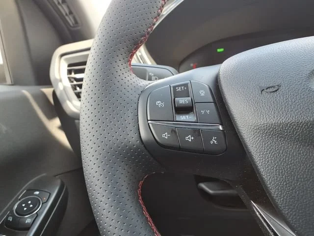 2025 Ford Escape Hybrid ST-Line Select - Photo 24