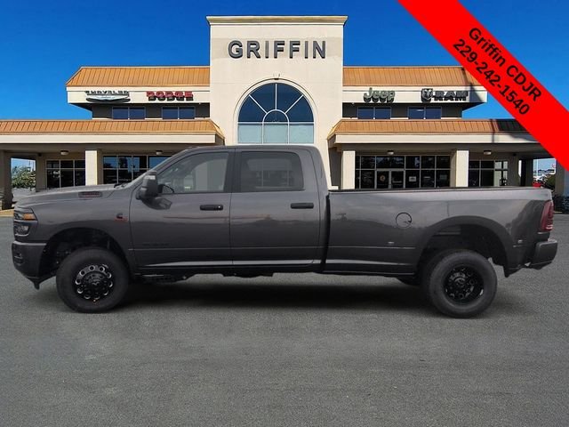 New 2026 Granite Crystal Metallic Clearcoat RAM Big Horn image 10
