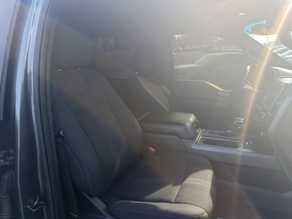 Used 2016 Gray Ford XLT image 15
