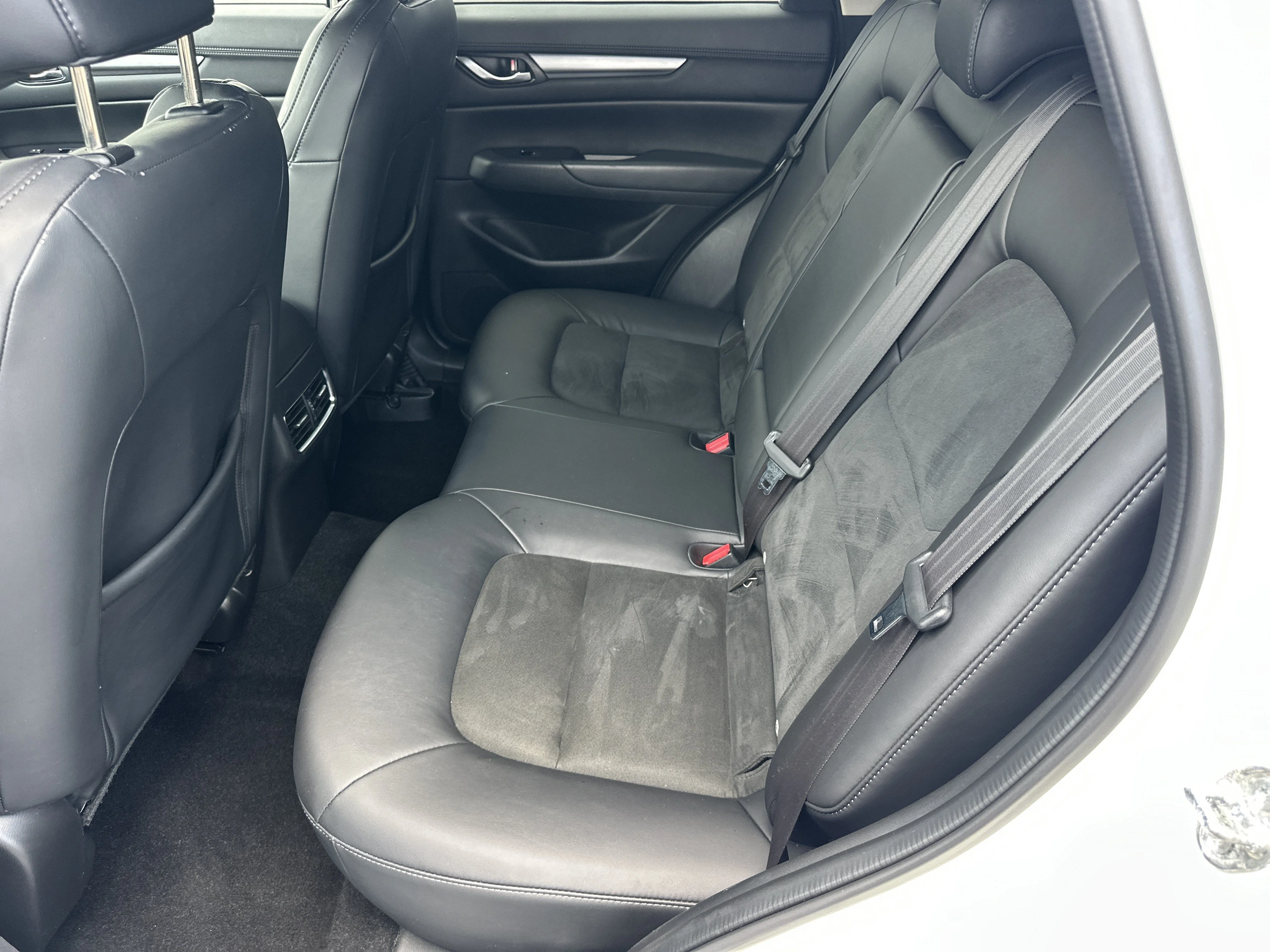 Used 2021 Snowflake White Pearl Mica Mazda Touring image 20