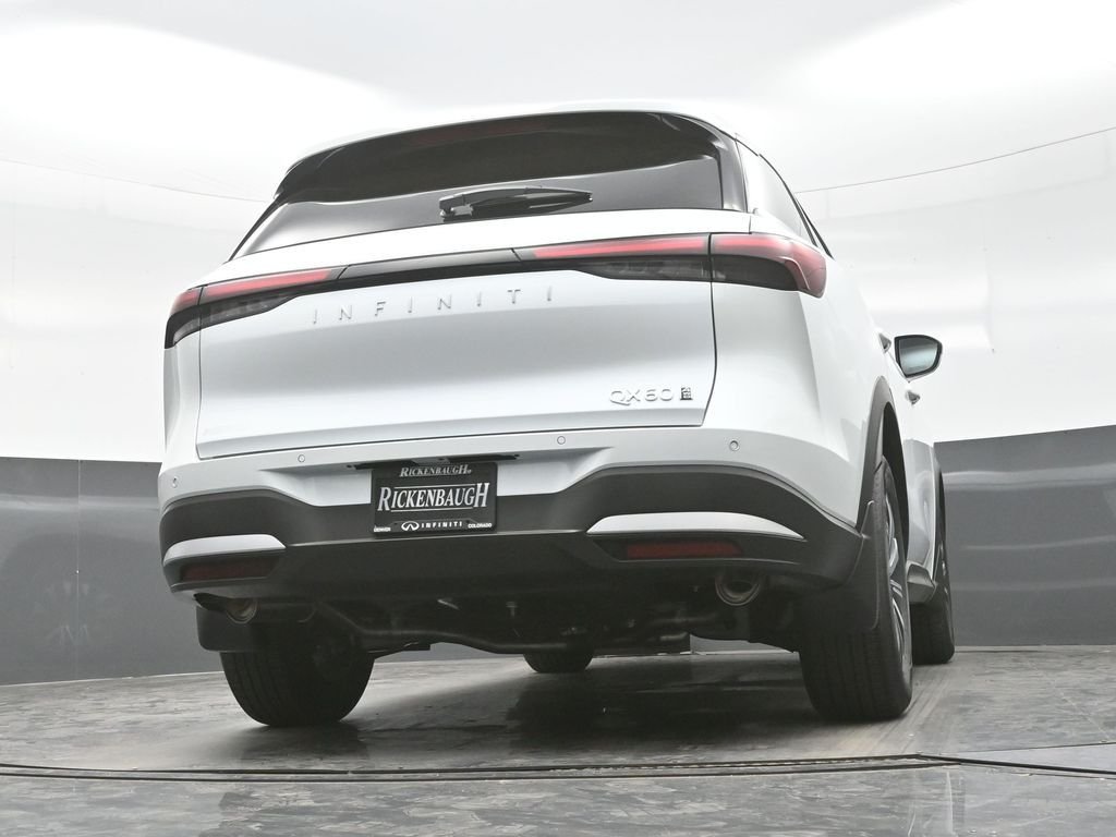 New 2027 RADIANT WHITE INFINITI Pure AWD image 36