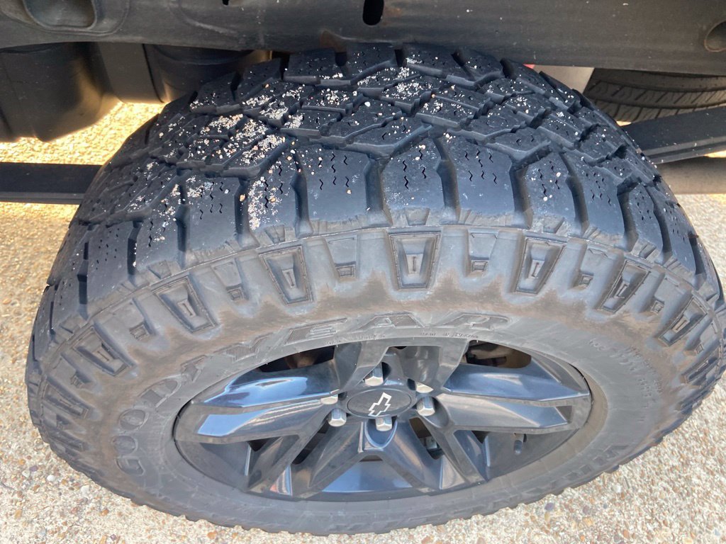 Used 2021 Blue Chevrolet Custom Trail Boss image 29