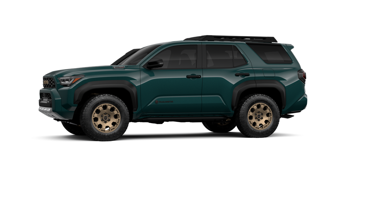 New 2026 Everest Toyota Trailhunter image 3