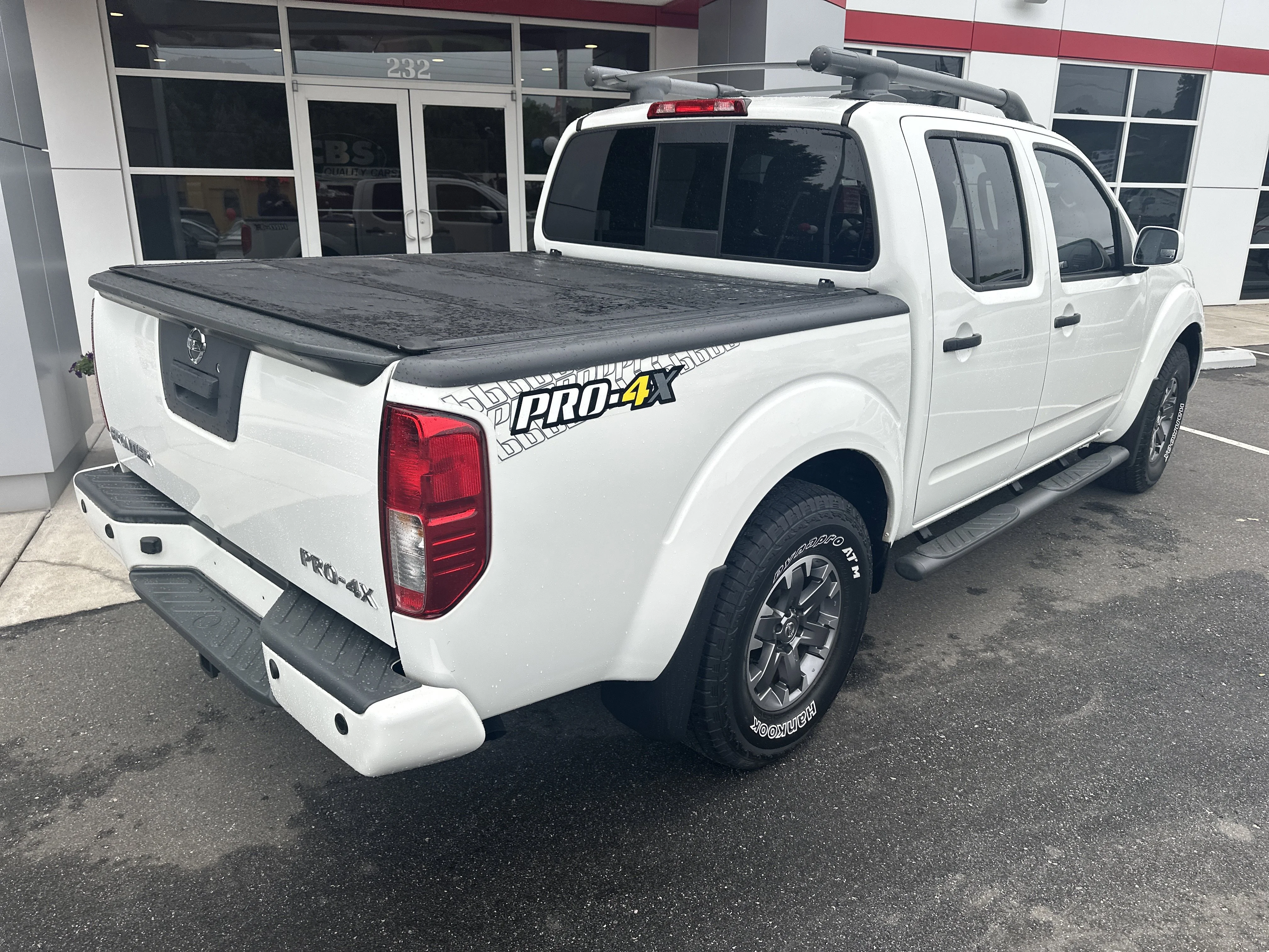 Used 2020 Glacier White Nissan PRO-4X image 8