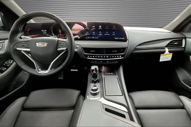 2026 Cadillac CT5 V-Series - Photo 5