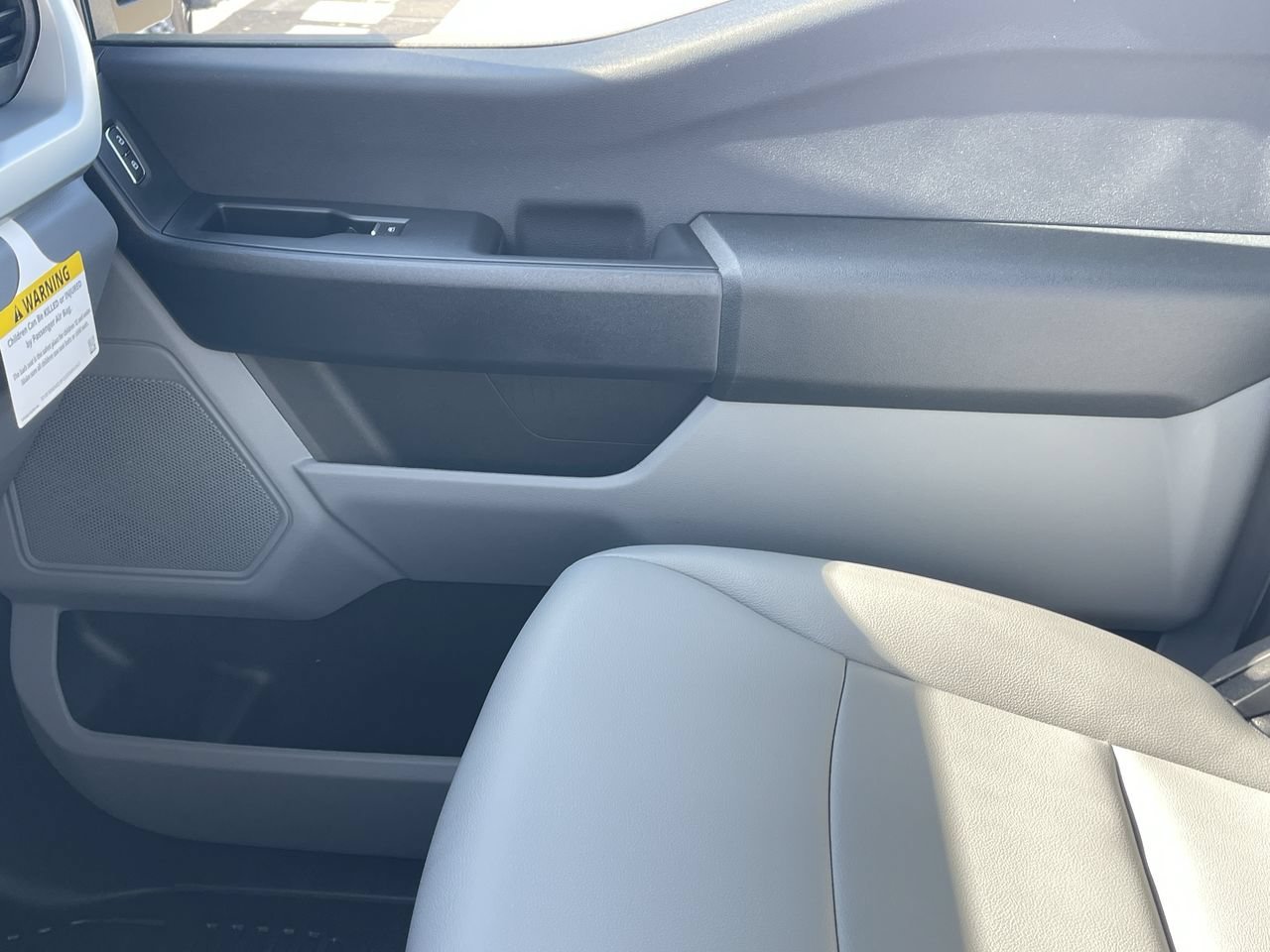 New 2026 Oxford White Ford XL image 25