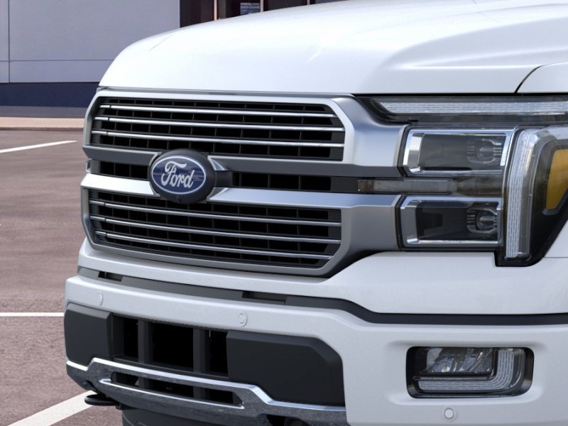 New 2026 Star White Metallic Tri-Coat Ford Platinum image 18