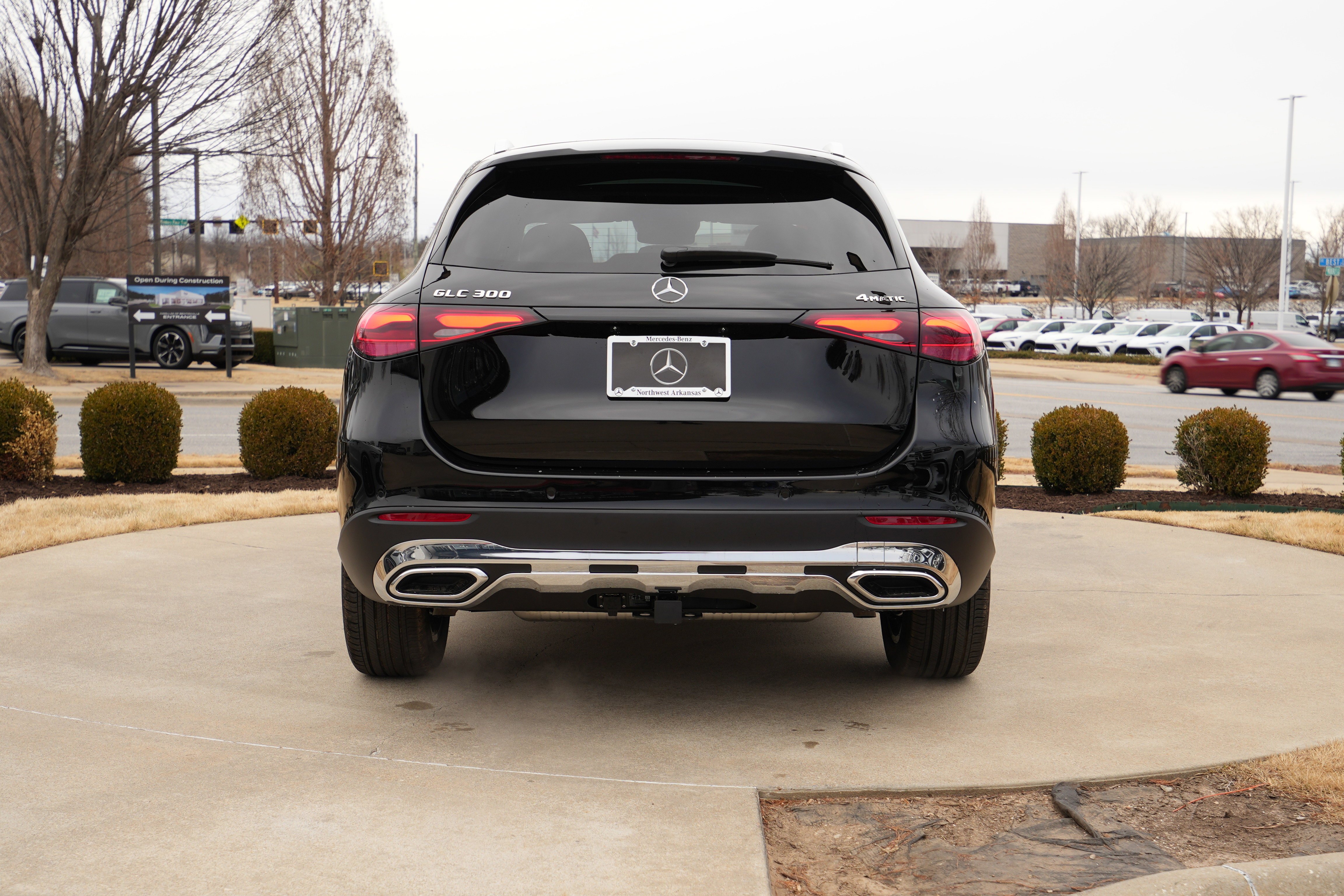 Used 2026 Black Mercedes-Benz GLC 300 image 7