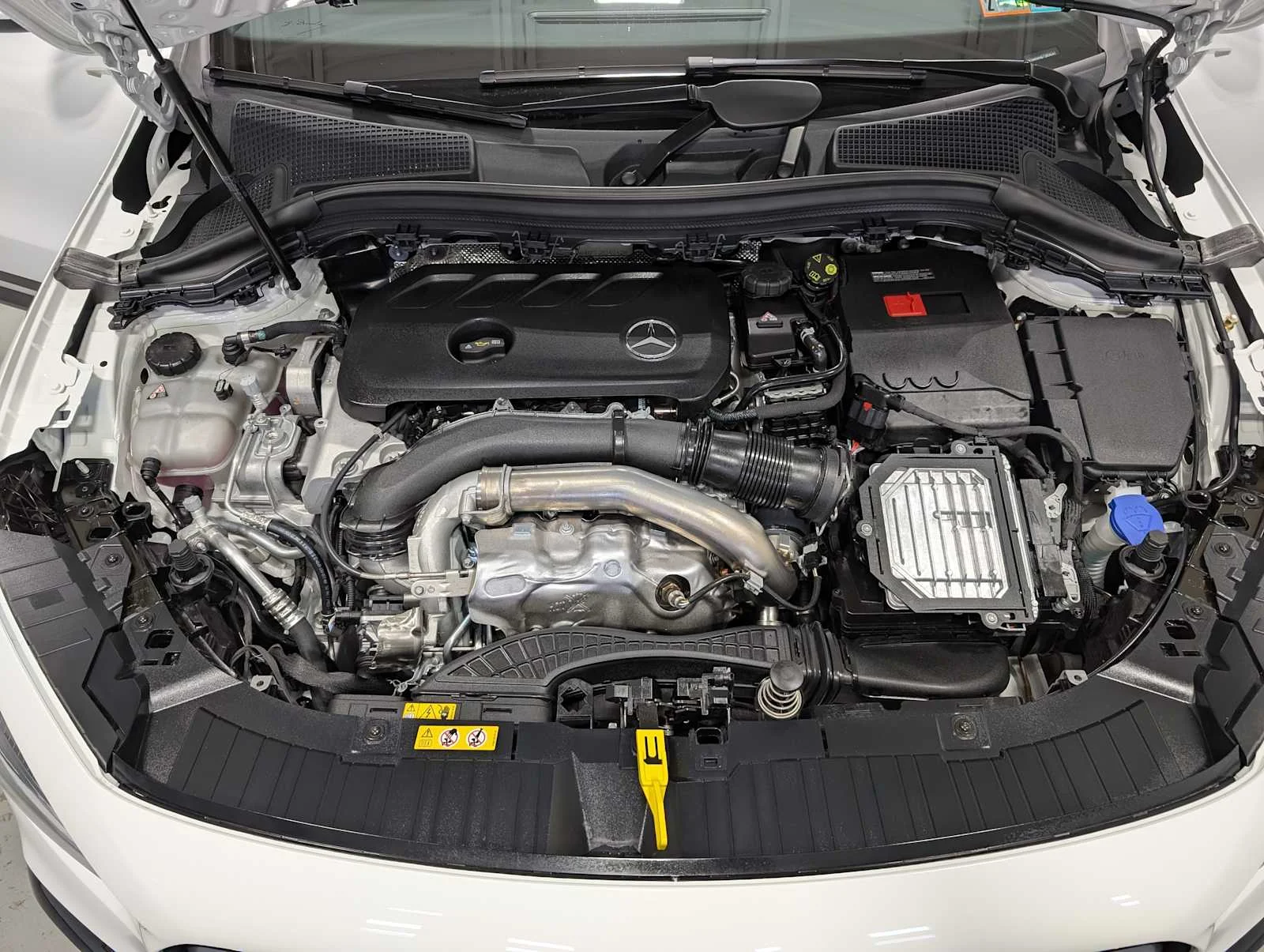 Used 2026 Polar White Mercedes-Benz GLA 250 image 13