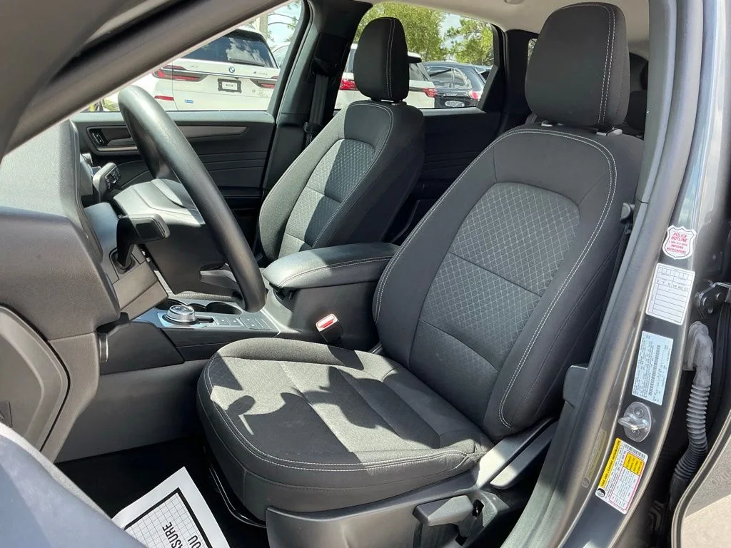 Used 2025 Gray Ford Active image 27
