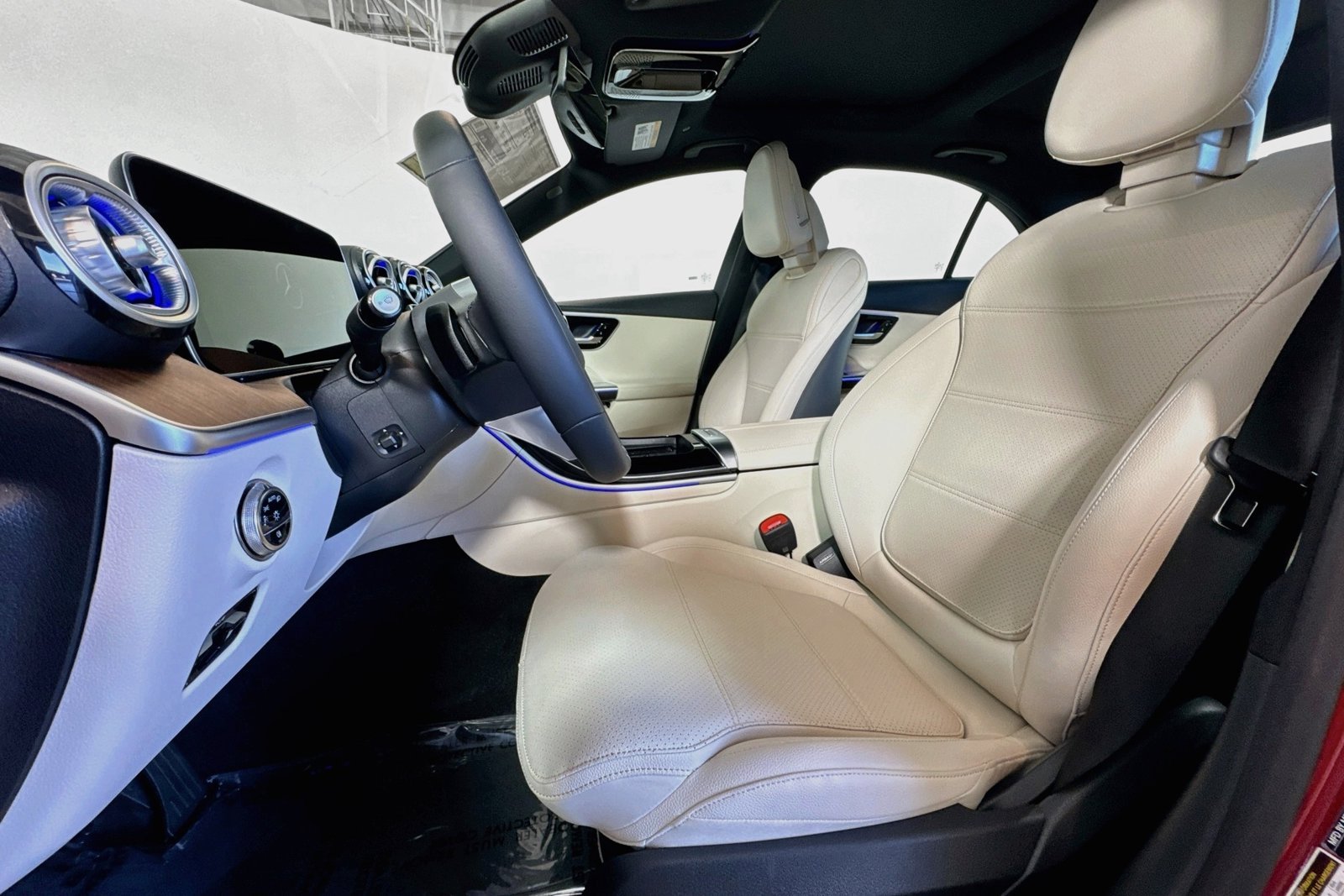 2026 Mercedes-Benz C-Class Sedan C 300 - Photo 18