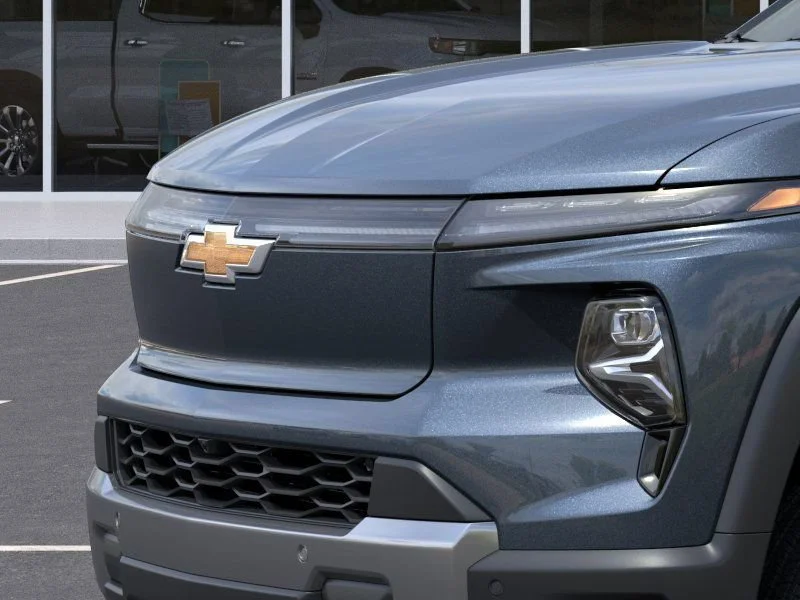 New 2026 Blue Smoke Metallic Chevrolet LT - Standard Range image 37