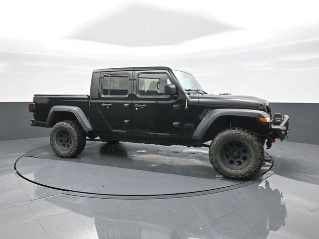 Used 2020 Black Jeep Sport image 17