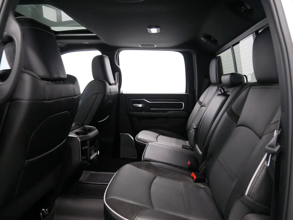New 2026 Bright White Clear-Coat Exterior Paint Ram Laramie image 14
