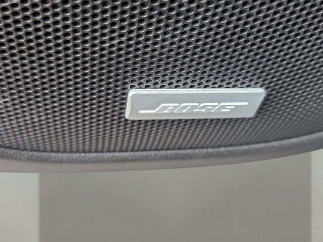 Used 2023 Sterling Metallic GMC SLE image 12