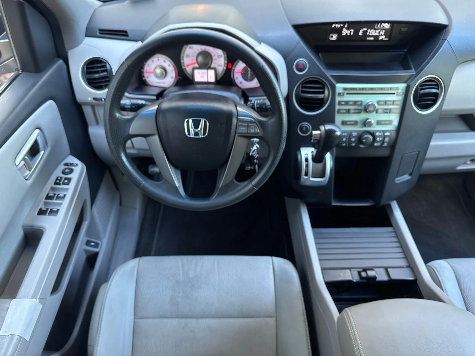 Used 2010 Silver Honda LX image 31