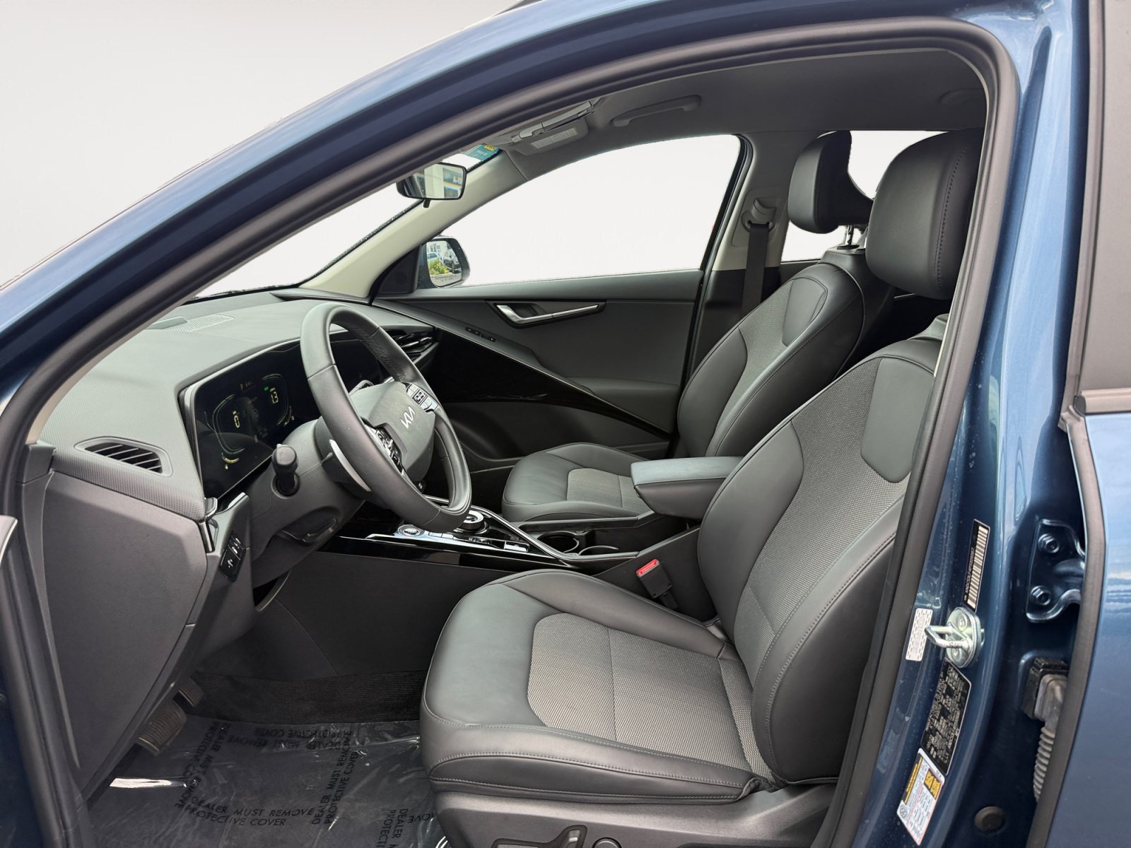 Used 2023 Mineral Blue Kia EX image 10