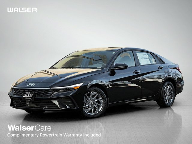 2026 Hyundai ELANTRA HYBRID Blue Sedan FWD
