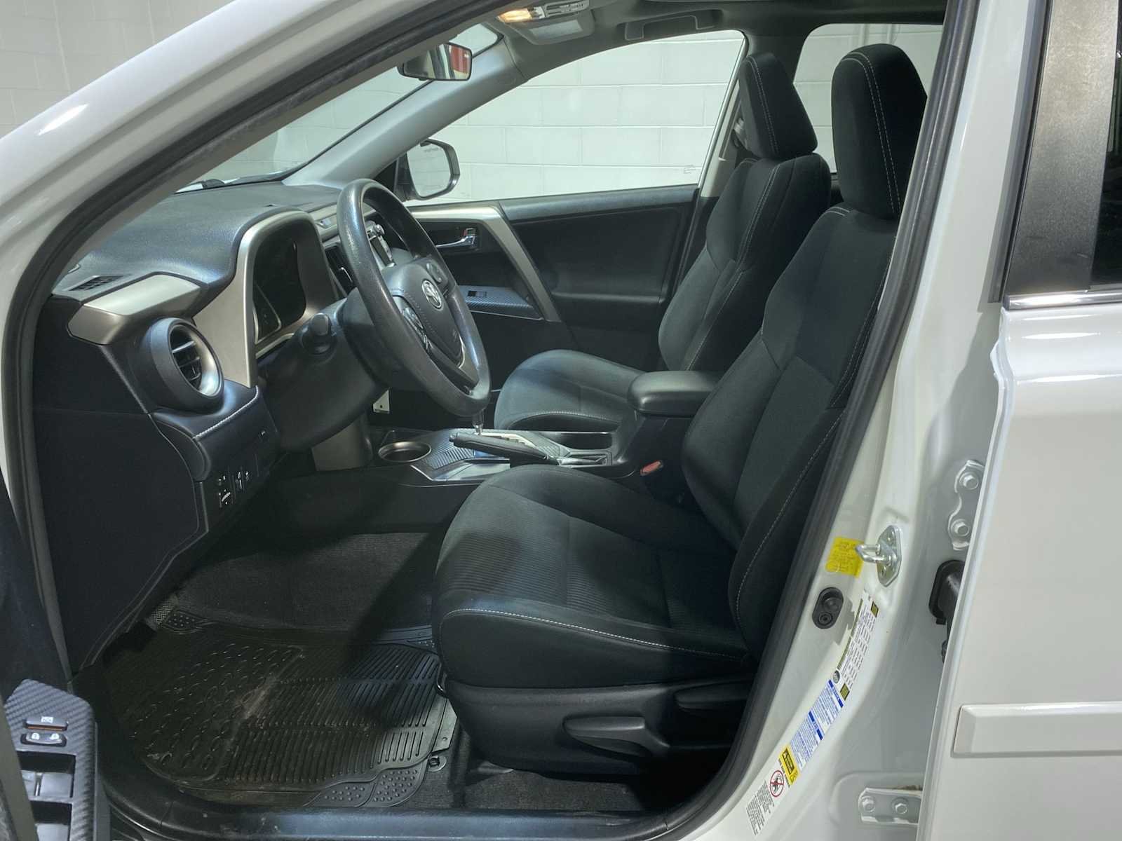 Used 2015 Toyota RAV4 XLE with VIN 2T3RFREV5FW256704 for sale in Verona, NJ