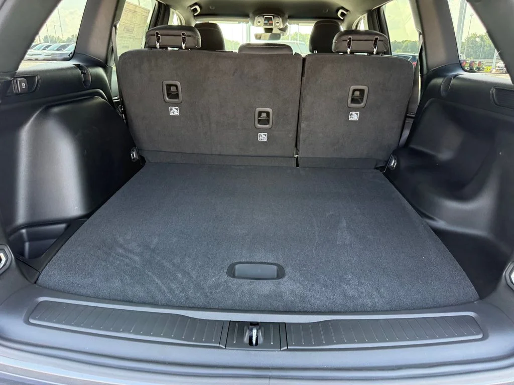 New 2026 Baltic Gray Metallic Clear-Coat Exterior Paint Jeep Laredo image 18