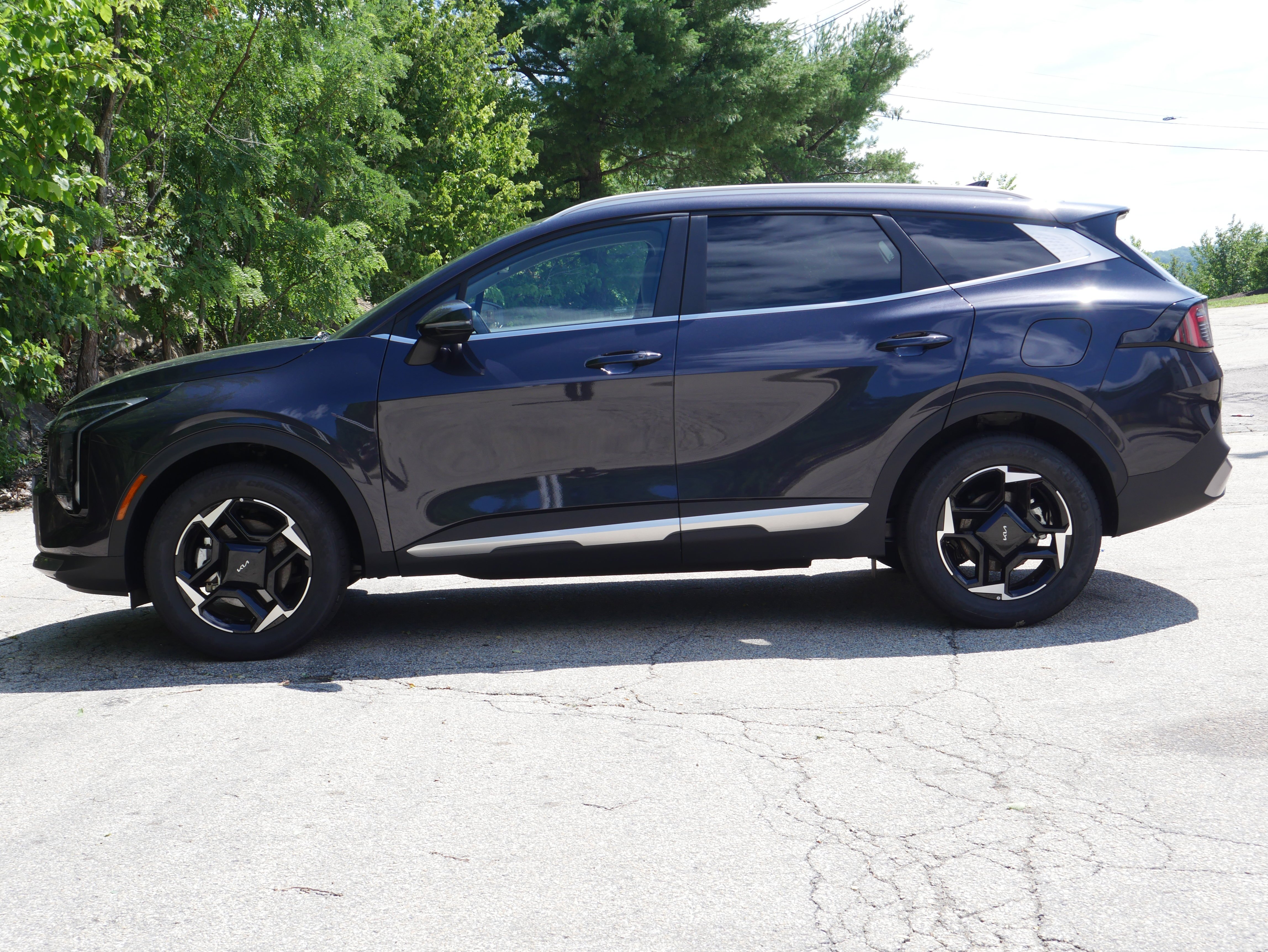 Used 2026 Panthera Metal Gray Kia EX image 3