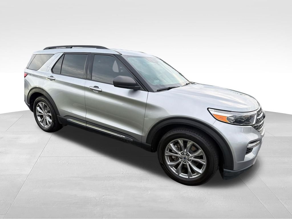 Used 2022 Silver Ford XLT image 7