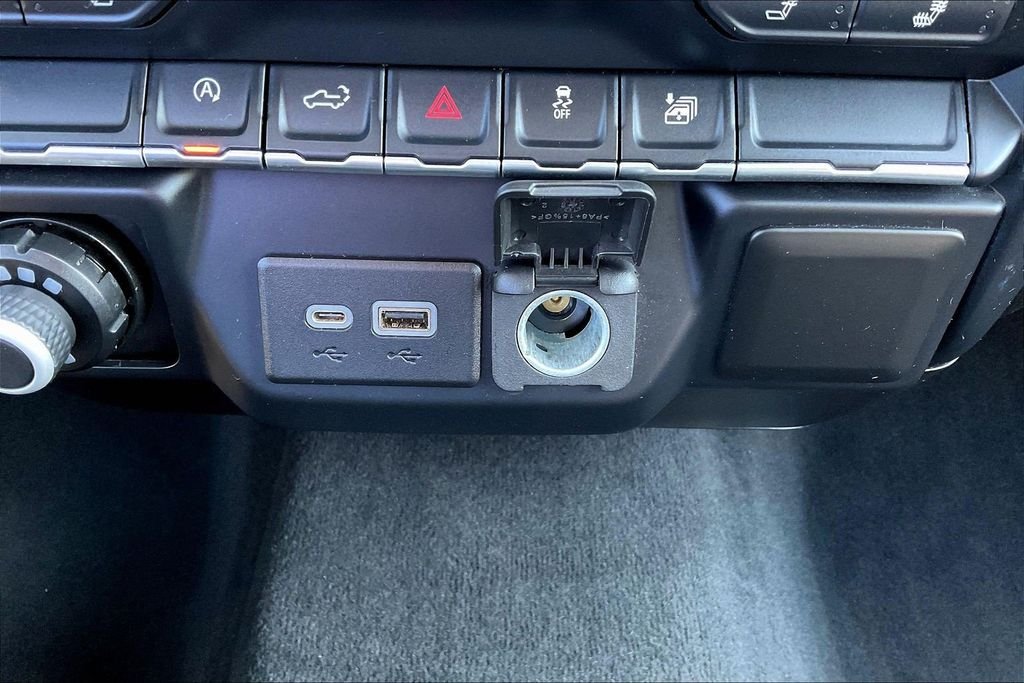 Used 2019 Black Chevrolet LT image 21