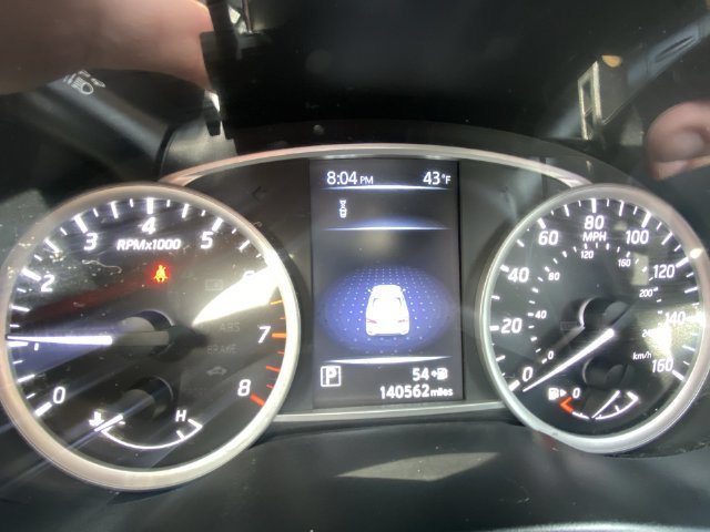 Used 2018 Gray Nissan SR image 15