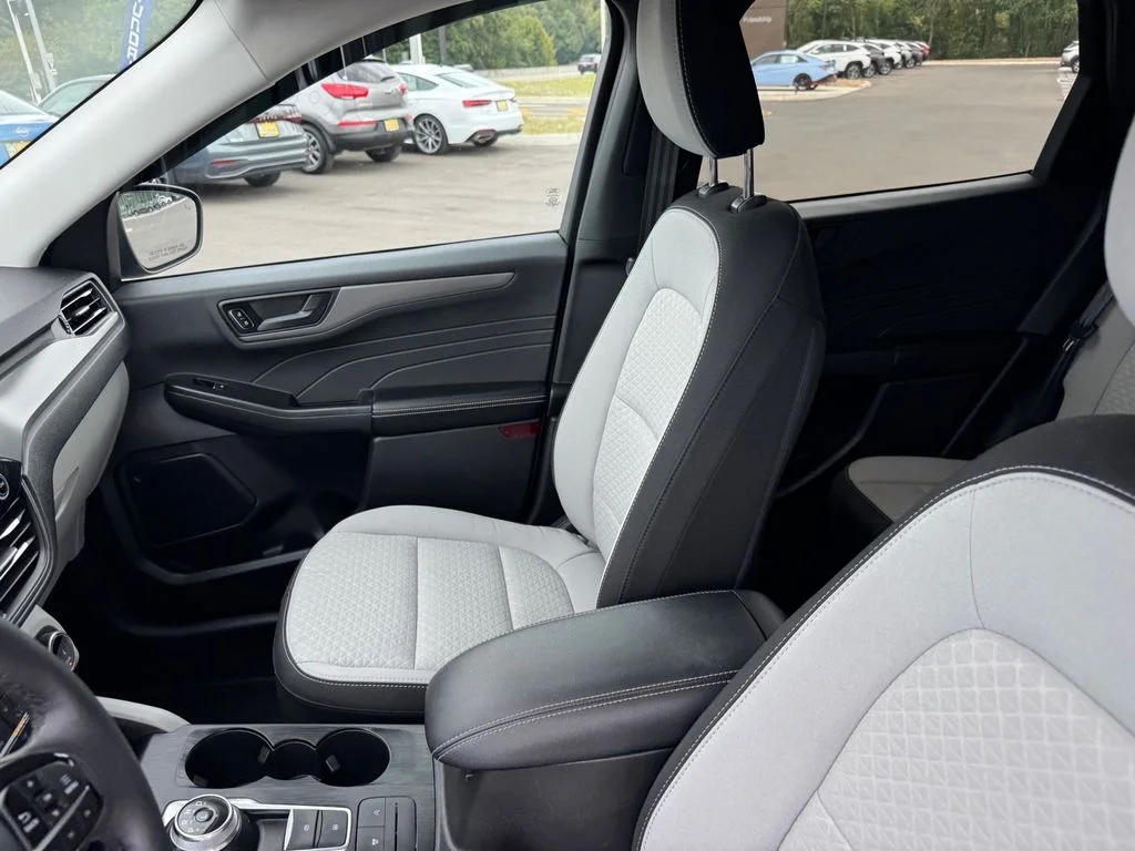 Used 2024 Blue Ford Active image 10