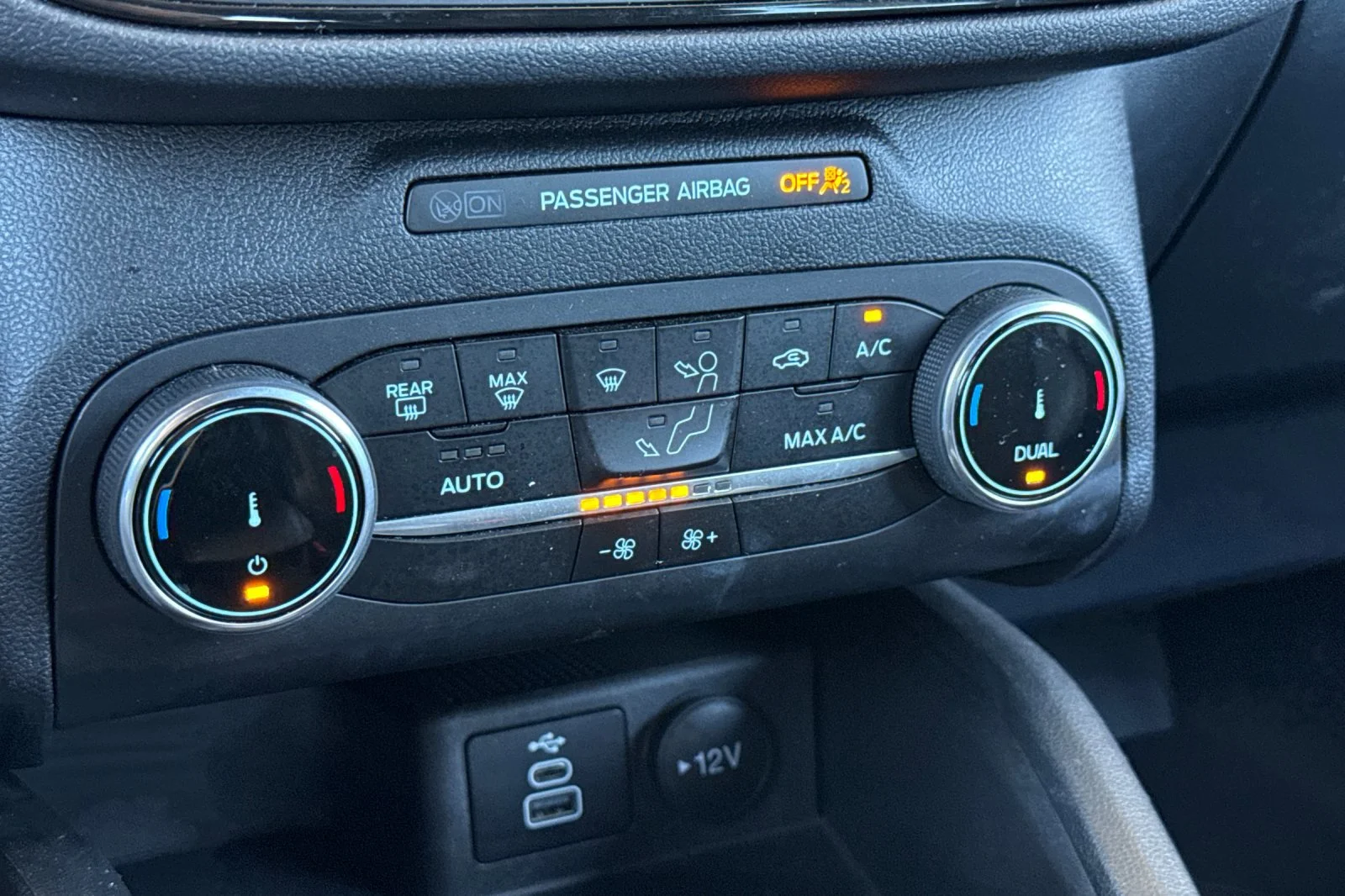 Used 2025 Black Metallic Ford ST-Line image 20
