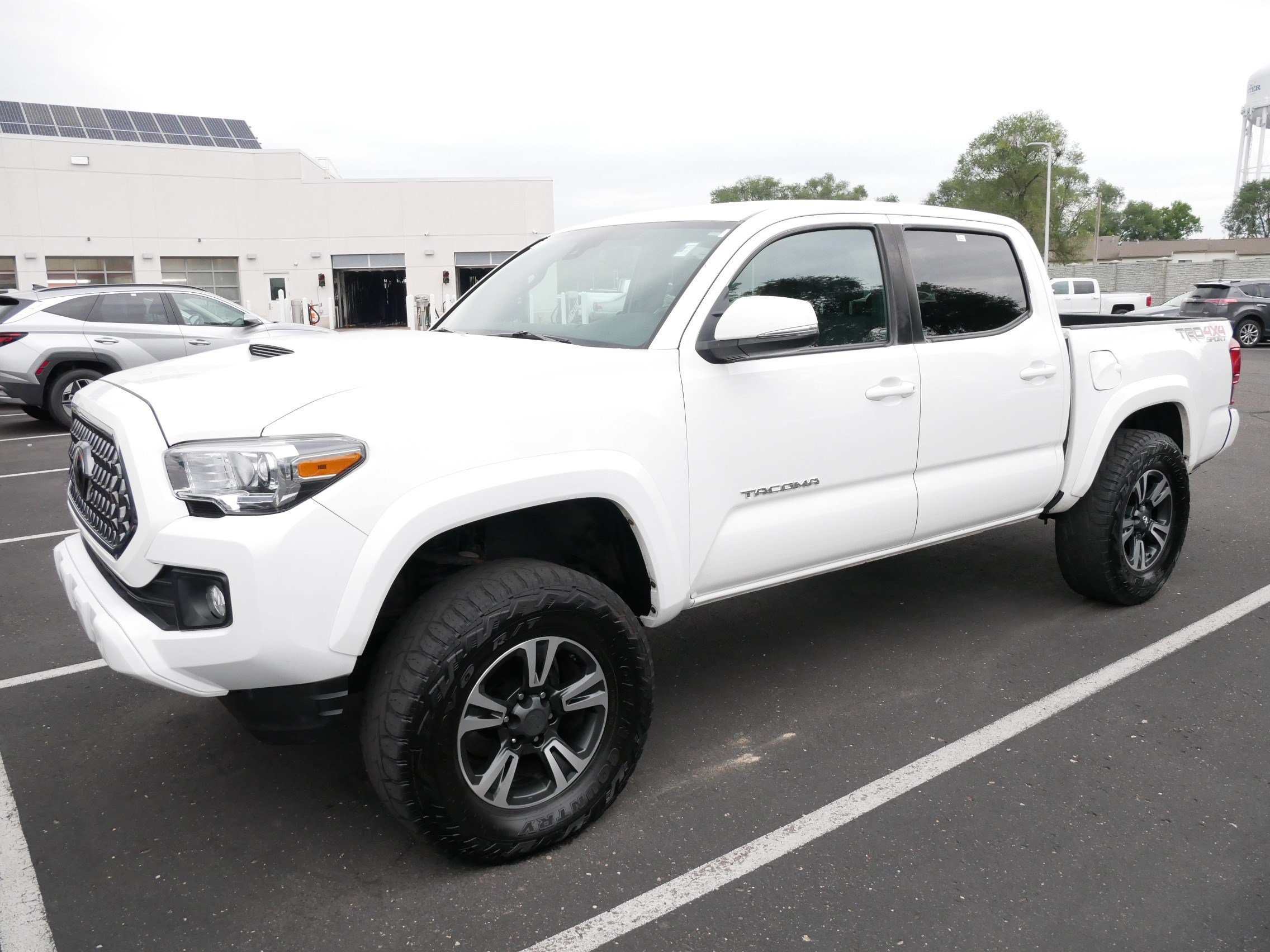 Certified 2019 Toyota Tacoma TRD Sport with VIN 3TMCZ5AN5KM276295 for sale in Brooklyn Center, Minnesota