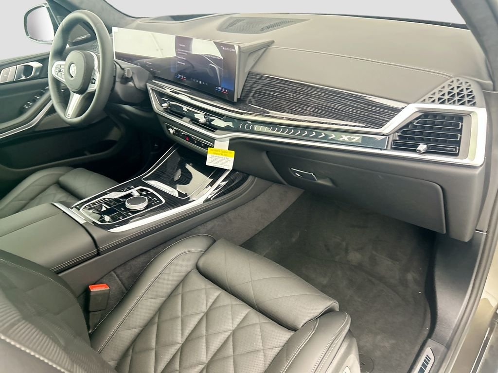 New 2027 Green Metallic BMW xDrive40i image 16