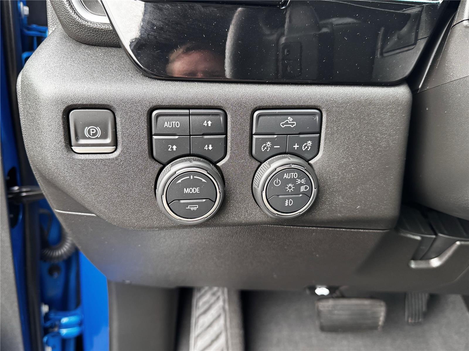 2023 Chevrolet Silverado 1500 RST - Photo 16