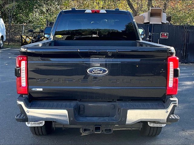 Used 2026 Black Ford Lariat image 5
