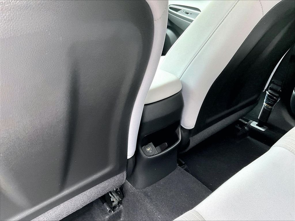 Used 2023 Black Hyundai SEL image 23