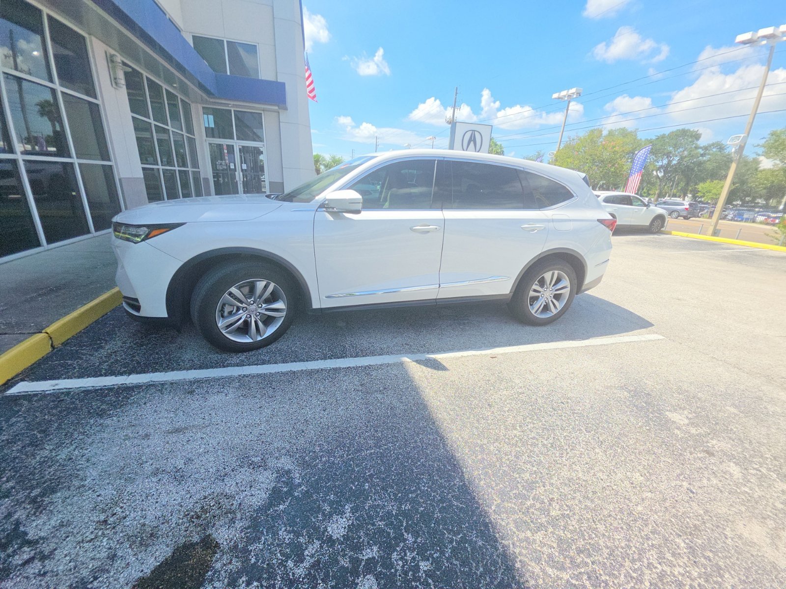 Used 2025 Platinum White Acura Base image 3