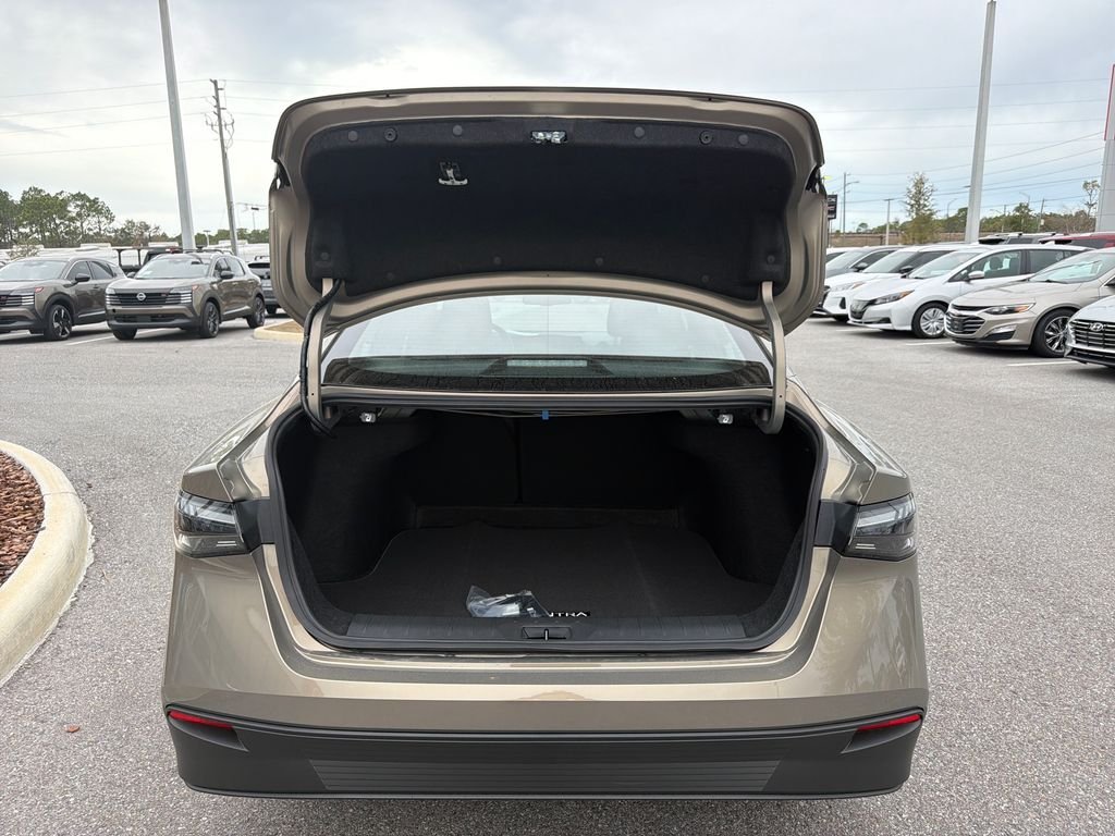 New 2026 Nissan Sentra SV 4D Sedan