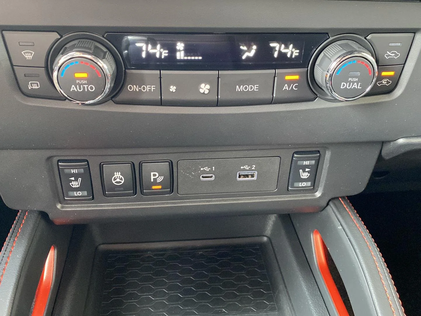 Used 2024 Bluestone Pearl Nissan PRO-4X image 32