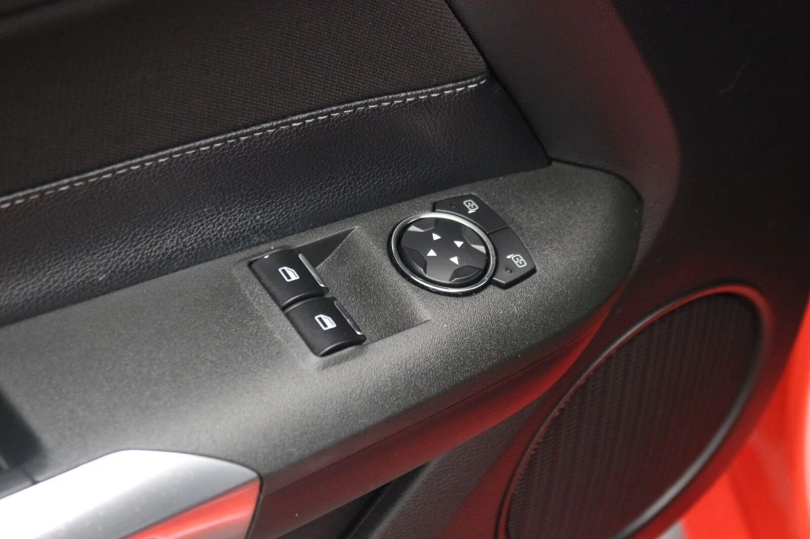 Used 2016  Ford V6 image 13