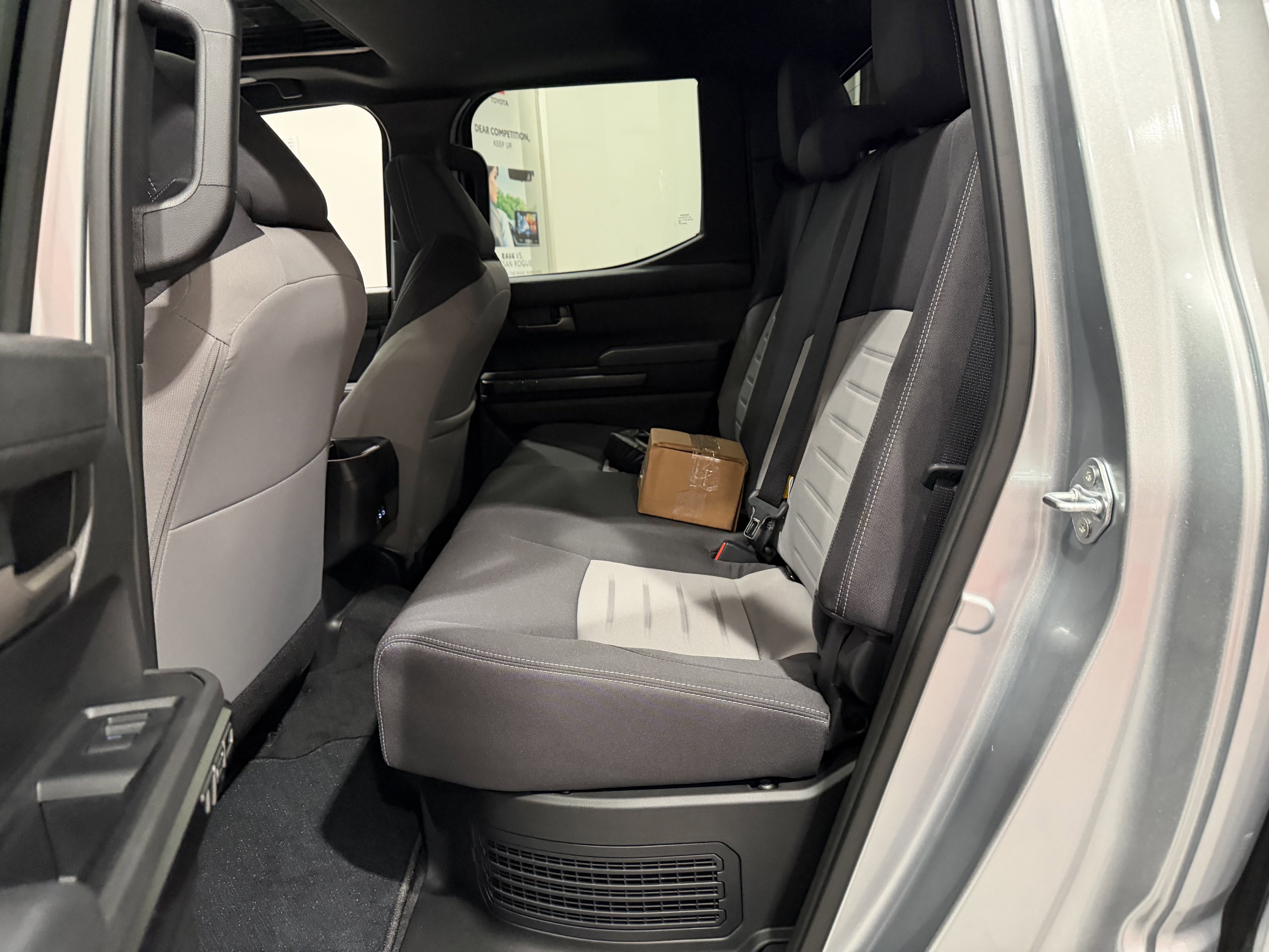 2025 Toyota Tacoma TRD Sport - Photo 31