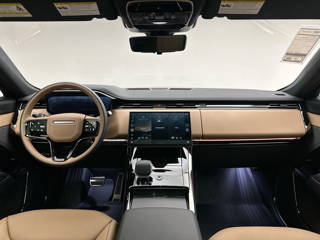 New 2026 Santorini Black Land Rover Dynamic SE image 8